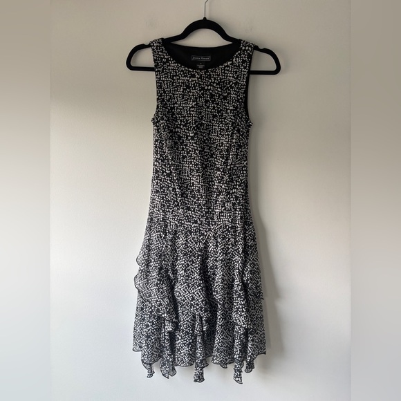 Jessica Howard‎ Black White Ruffle Whimsigoth Fairy Sleeveless Dress Size 6 - Picture 1 of 8